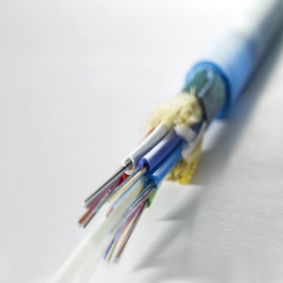 48 núcleo Todo el cable aéreo dieléctrico autoportante ADSS Span 100m 200m Fibra óptica Fibra óptica cableador