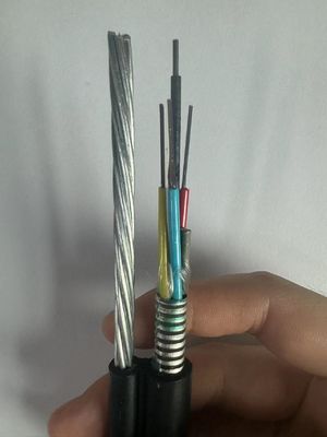 72 Cable de fibra óptica blindada de alambre de acero auto-sustentador de aire libre GYTC8S GYTC8A