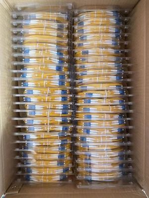 SC/UPC-SC/APC Parche de fibra óptica de modo único y multimodo Pigtail de fibra 3m 5m 10m 3.0mm LSZH