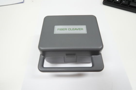 Cortador de fibra óptica portátil