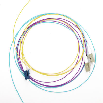 12 núcleos de fibra óptica FTTH Pigtails SC/LC/ST-UPC/APC Modo único Colorido para centros de datos