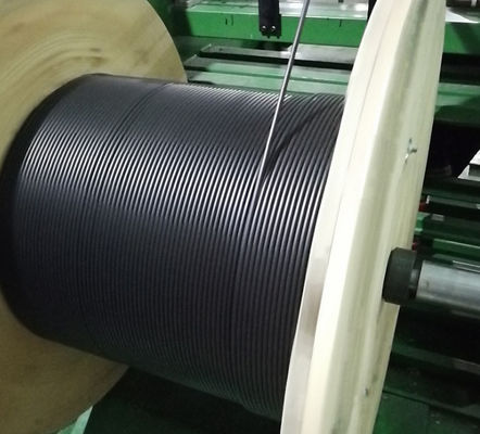 24 miembros de fuerza no metálicos al aire libre del cable de fribra óptica de la base trenzaron