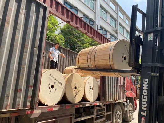 GYFXTY al aire libre 2 4 cable de fribra óptica de 6 bases para la telecomunicación