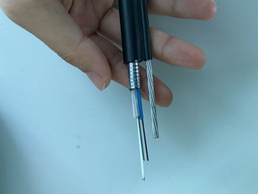 La fuerza GYTC8S del alambre de acero figura la envoltura de 8 cables de fribra óptica PE